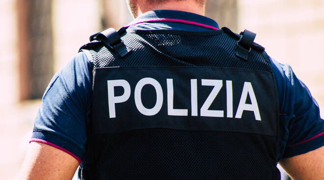 Cagliari. Arrestato cittadino straniero per indebito utilizzo di carta di pagamento
