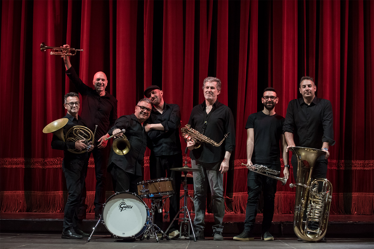 Stintino, “Jazz&Classica”: venerdì ci saranno i Blue Note Brass Sextet plus drums