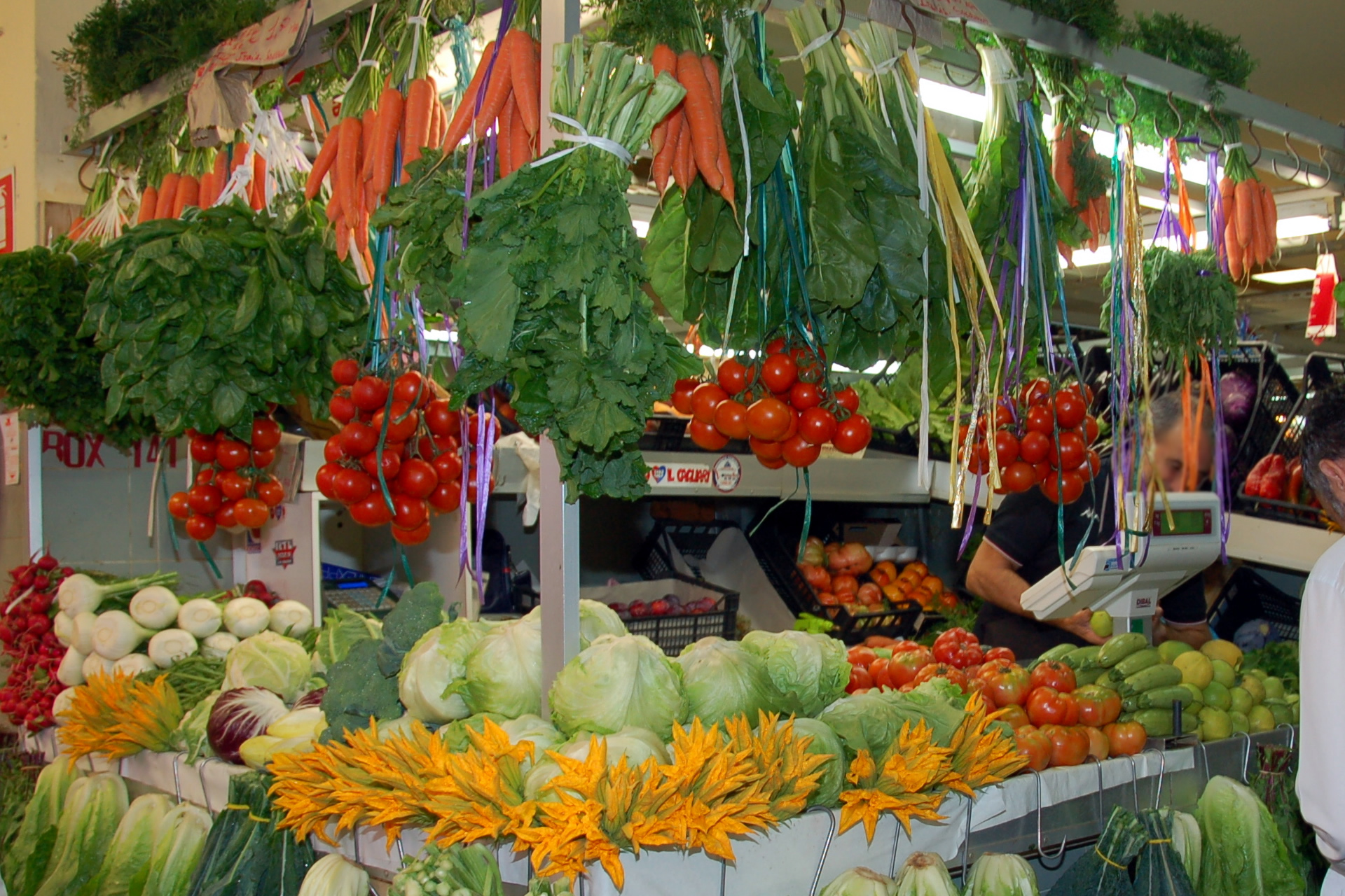 Cagliari. Mercati cittadini aperti per le festività natalizie