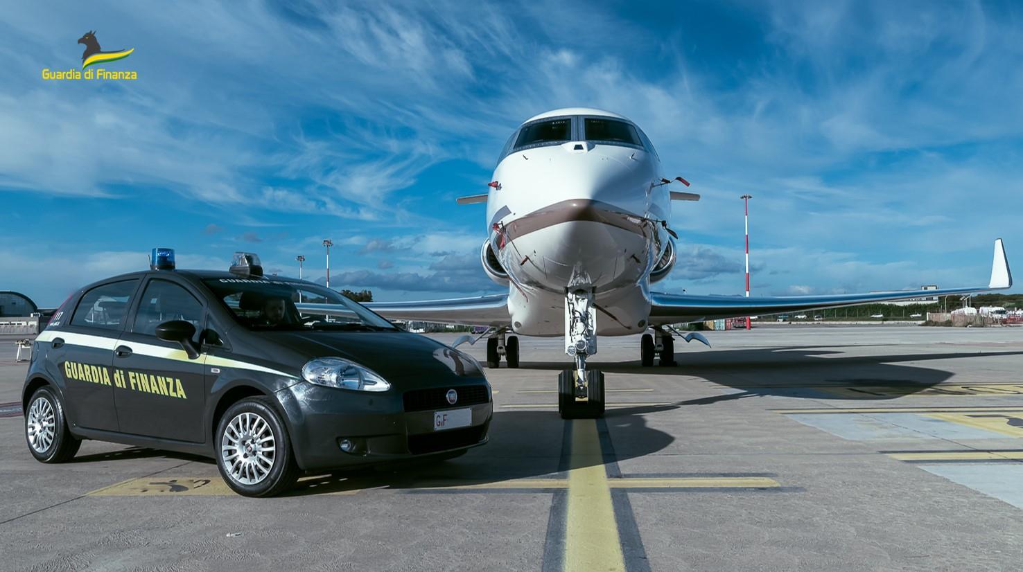 Guardia di Finanza di Cagliari. Recuperati circa 330.000 euro da 79 compagnie straniere di aerotaxi